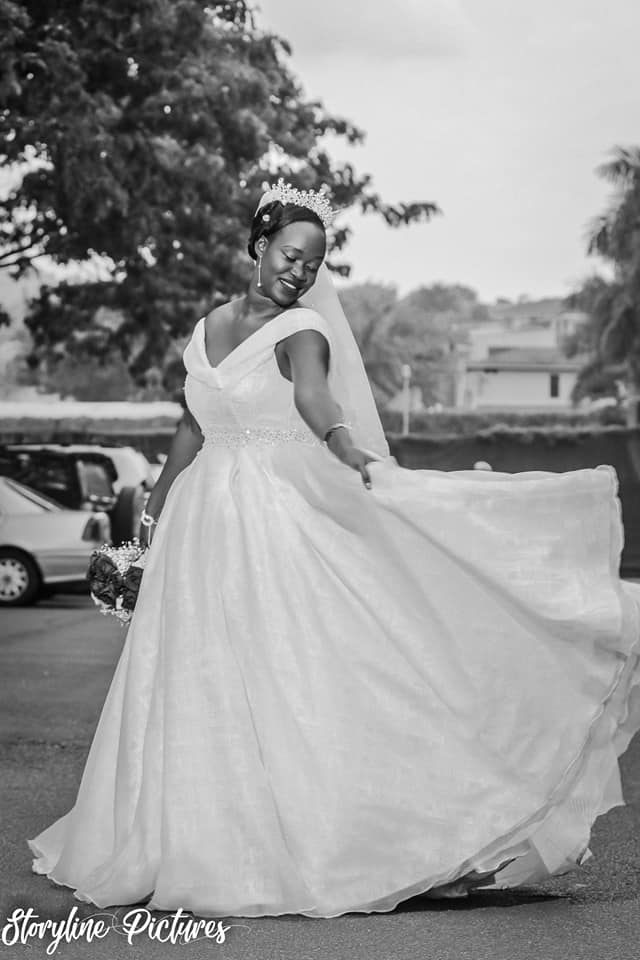Andrew weds Diana - Mikolo 